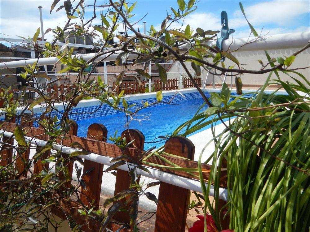 Hostal Vila del Mar Lloret de Mar Exterior foto